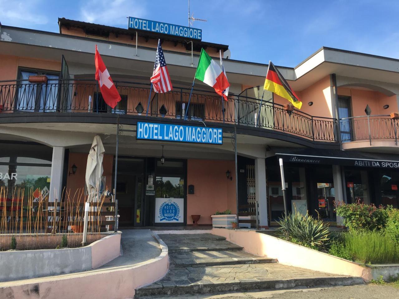 Hotel Lago Maggiore คาสเตลเลตโต โซปรา ติชิโน ภายนอก รูปภาพ