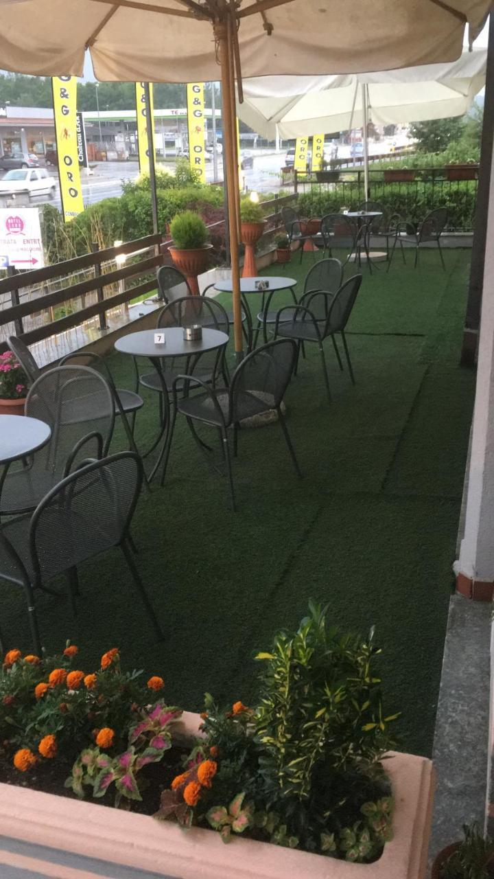 Hotel Lago Maggiore คาสเตลเลตโต โซปรา ติชิโน ภายนอก รูปภาพ